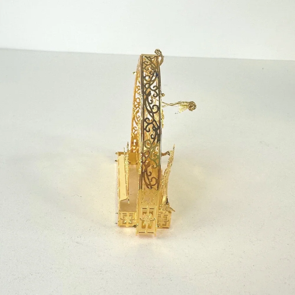 Danbury Mint 2000 Gold Tone Nativity Bethlehem Christmas‎ Ornament with Box
